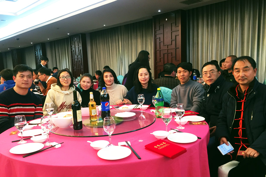 贏戰(zhàn)豬年、共創(chuàng)輝煌--山美股份隆重舉行2018年度表彰大會暨2019迎新年會