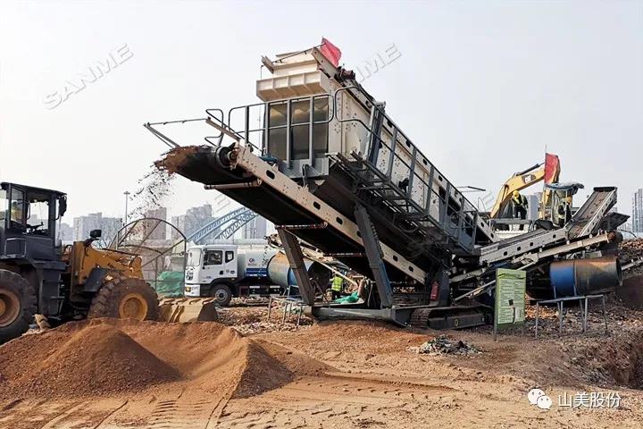 上海山美股份｜深耕履帶移動(dòng)式破碎篩分市場(chǎng)，為客戶締造卓越價(jià)值